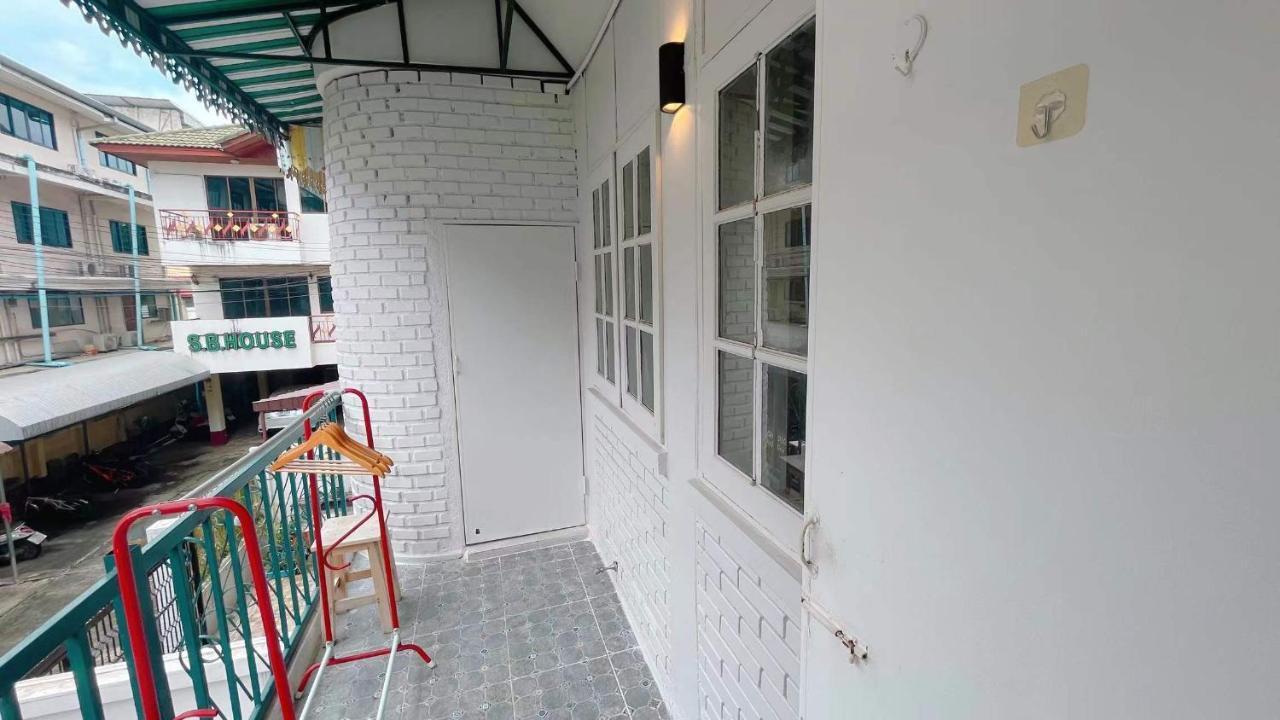 Apartament Float'S House Chiang Mai Zewnętrze zdjęcie